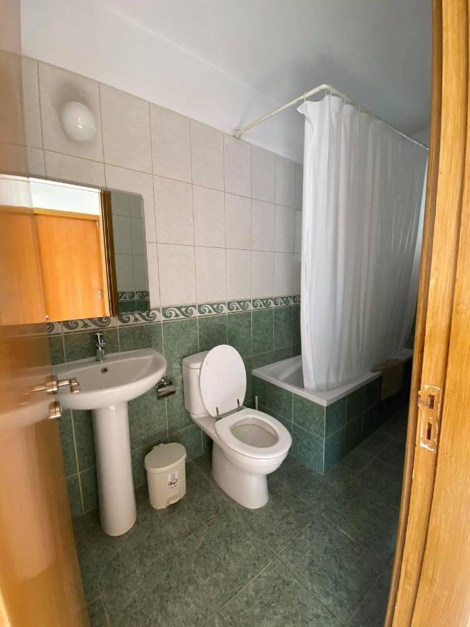 Cosy Apartment In Kato Paphos With Pool Access Esterno foto
